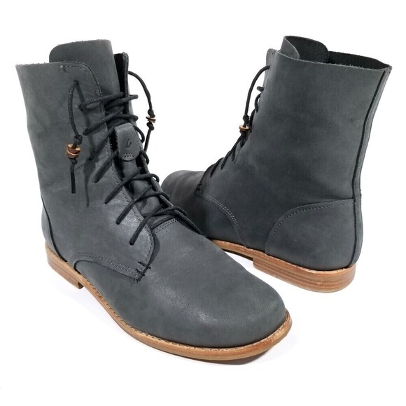 Olukai 'O Laila Leather Low Lace Up Fold Down Ankle Boots Boho Grunge 90s Y2k 7 - Picture 4 of 11